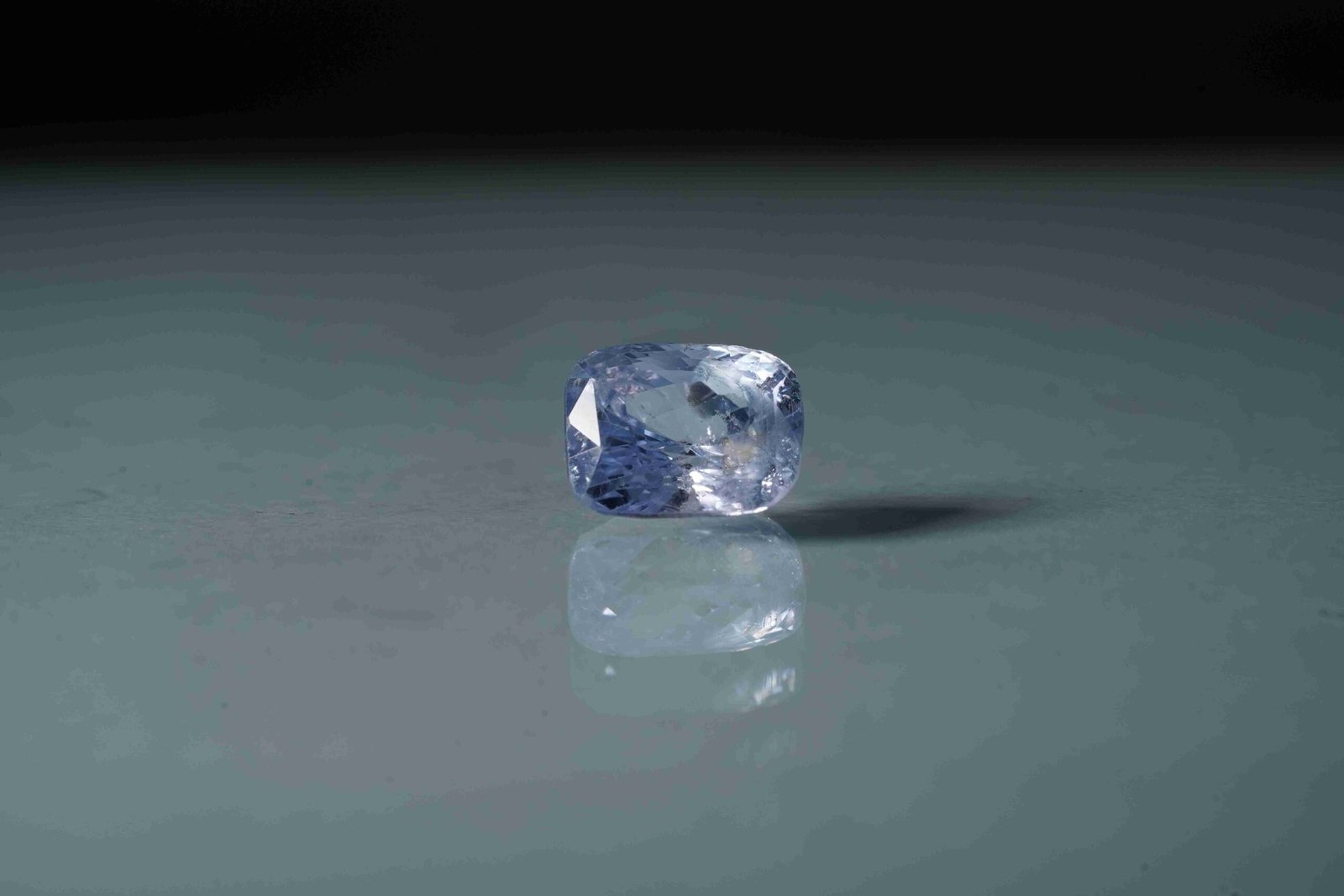 Blue Sapphire -9 Carat